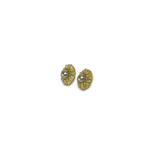 Crownlight Pearl Earrings (Gray)