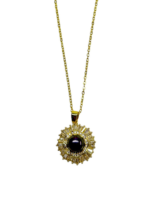 Crownlight Pearl Necklace (Black)