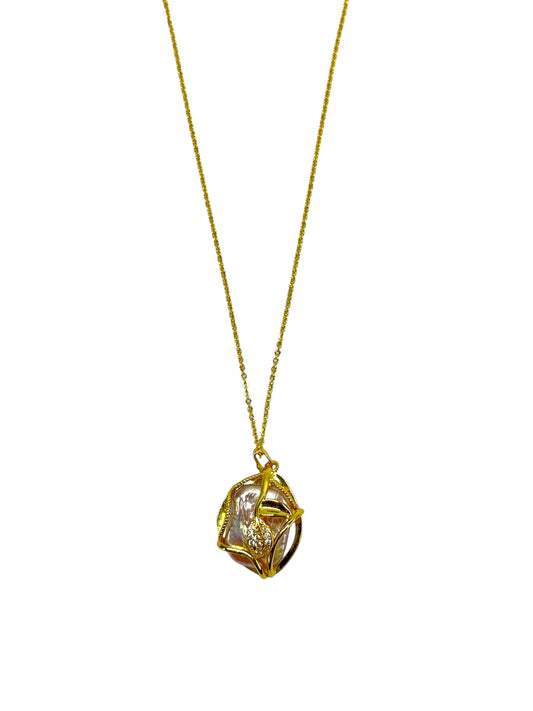Lustreleaf Pendant Necklace (Rose)